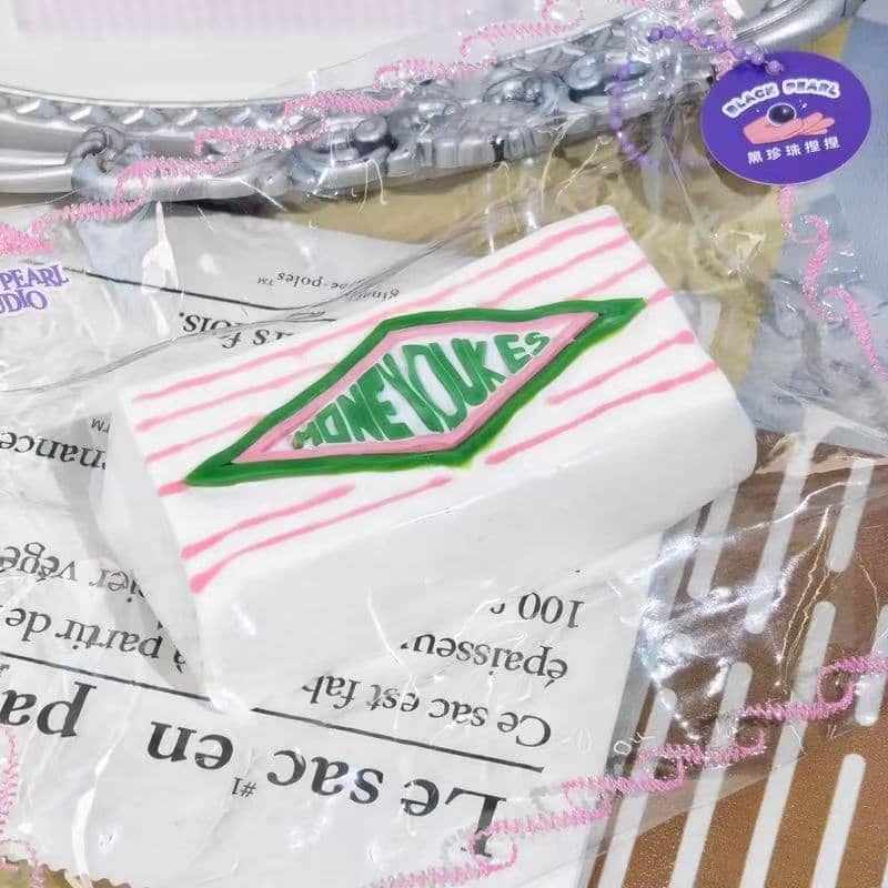 予約注文（1週間以内に発送）